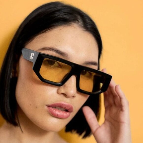 Off-White OERI13F VANCOUVER 1028 Geometric Sunglasses – Black/Burgundy - Picture 12 of 12